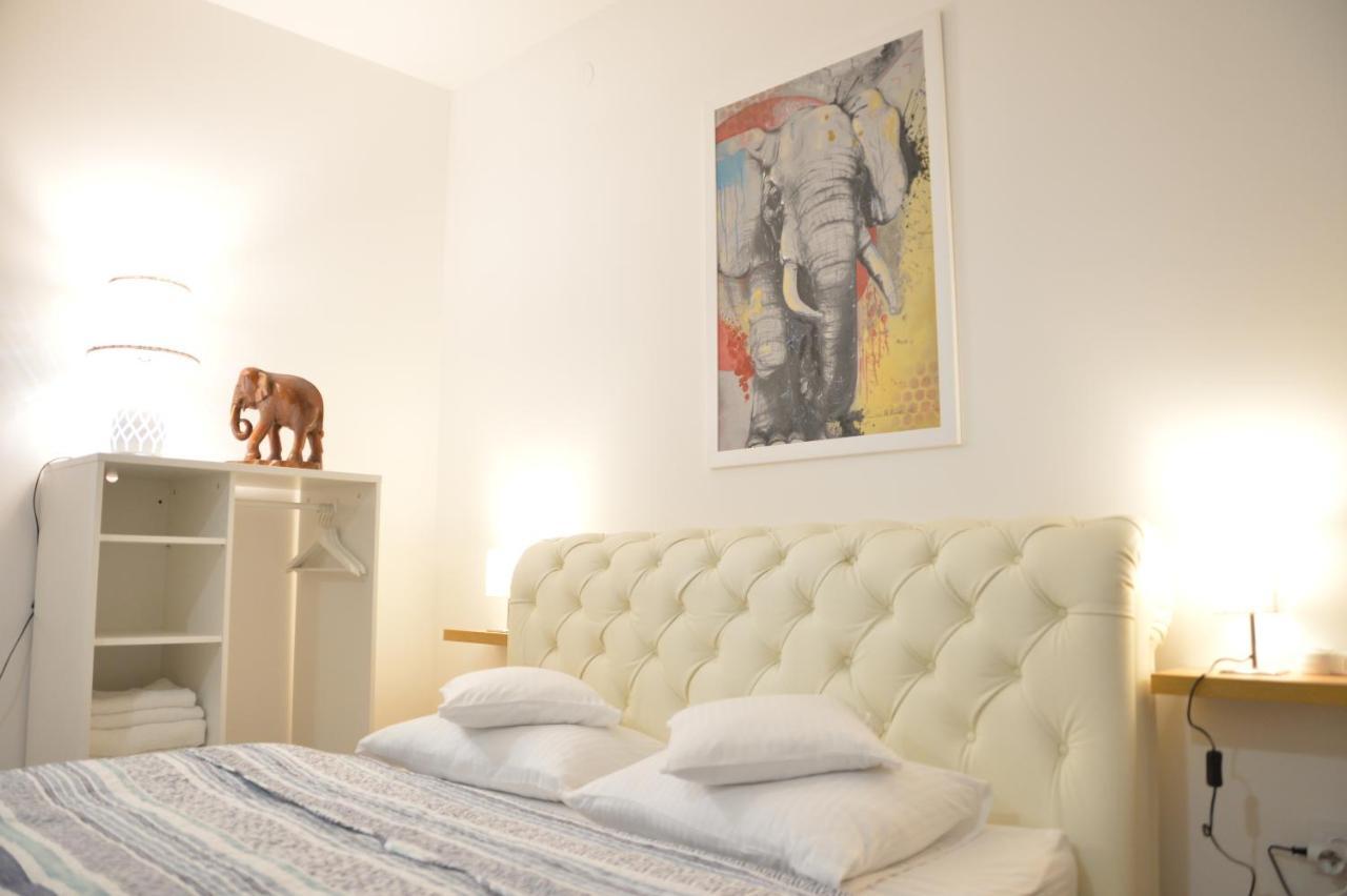 Pupin Palata Business Apartman B5 Novi Sad Exteriér fotografie