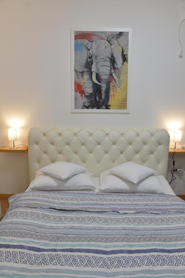 Pupin Palata Business Apartman B5 Novi Sad Exteriér fotografie